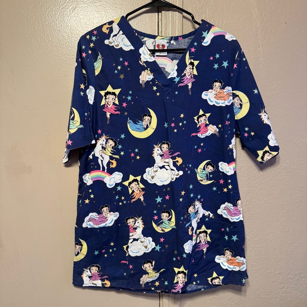 Vtg 1997 Betty Boop Scrub Women’s L Fantasy Whimsical Medical Daycare Top